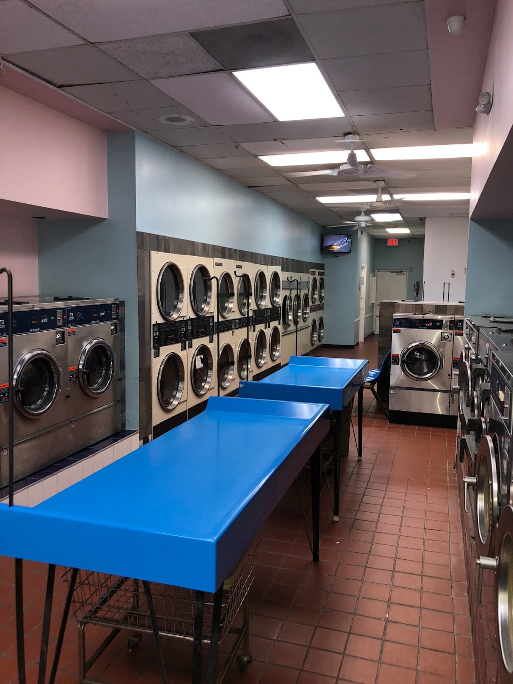 Wash and Fold - Dry Cleaner & Coin Laundry | 15070 Sunset Dr, Miami, FL 33193, USA | Phone: (305) 387-3480