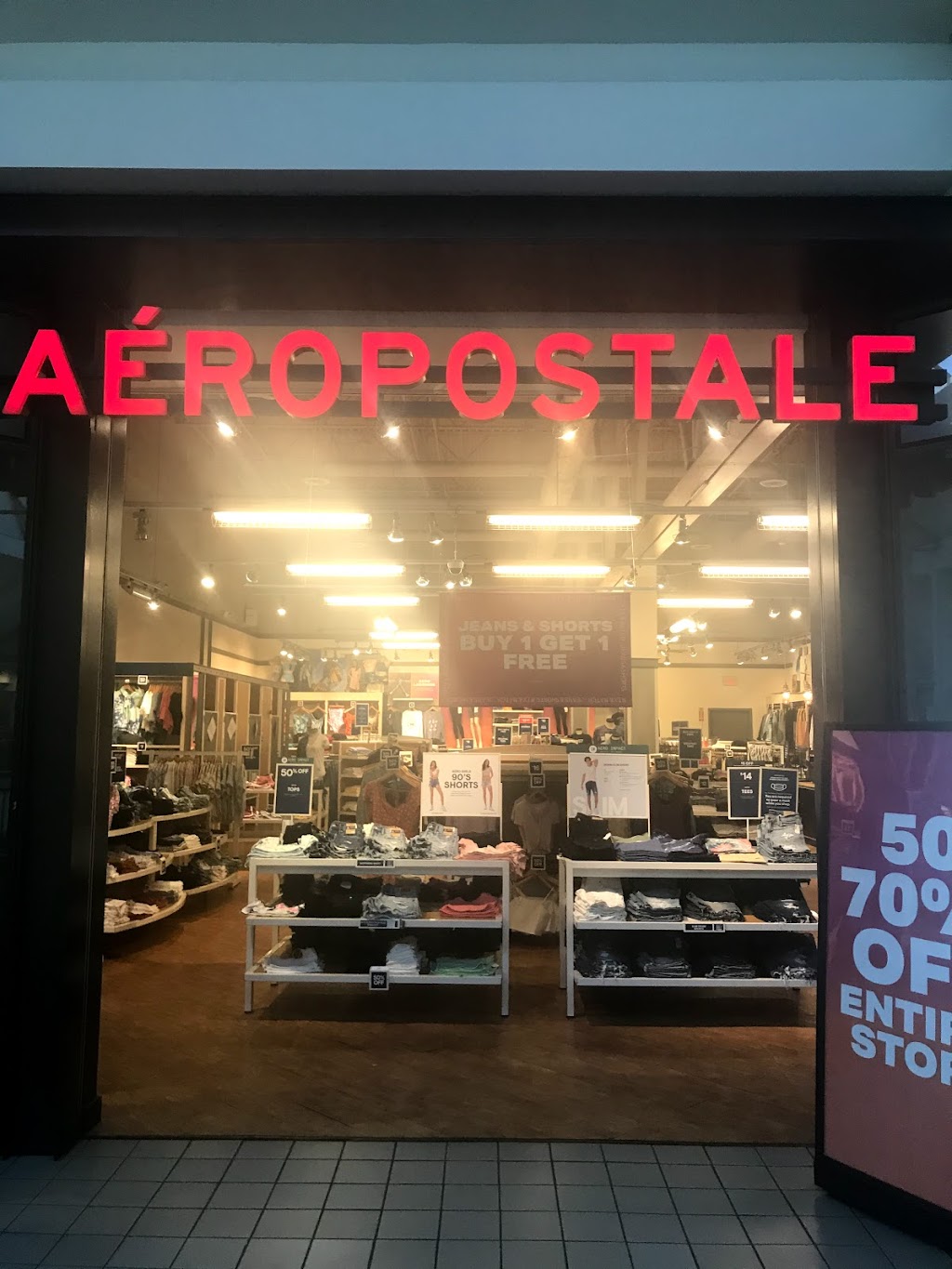Aéropostale | 1299 Galleria at Tyler F210, Riverside, CA 92503, USA | Phone: (951) 343-0433