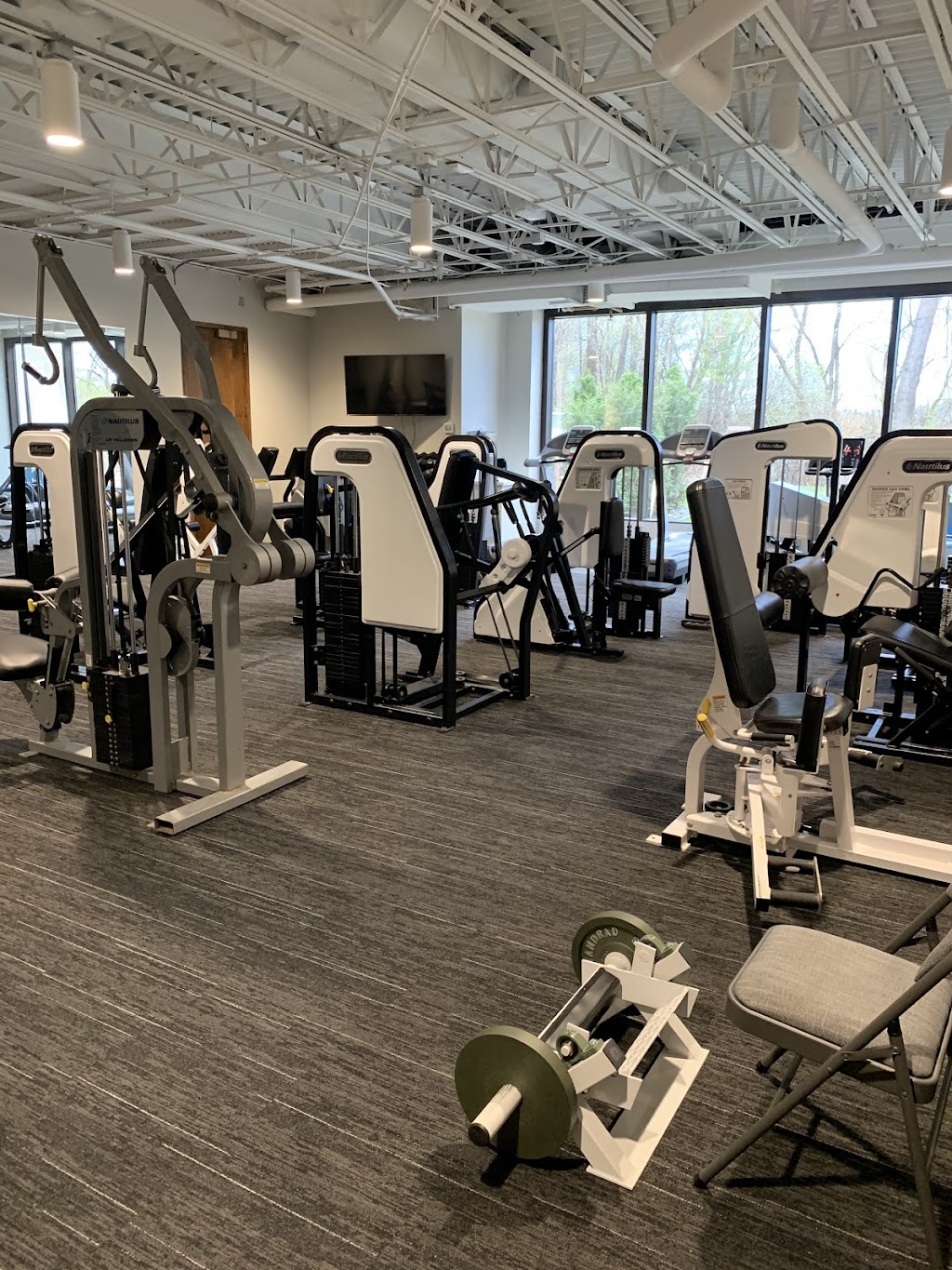 Train Right Fitness - Anderson Lakes | 9855 W 78th St, Eden Prairie, MN 55344, USA | Phone: (952) 222-7549