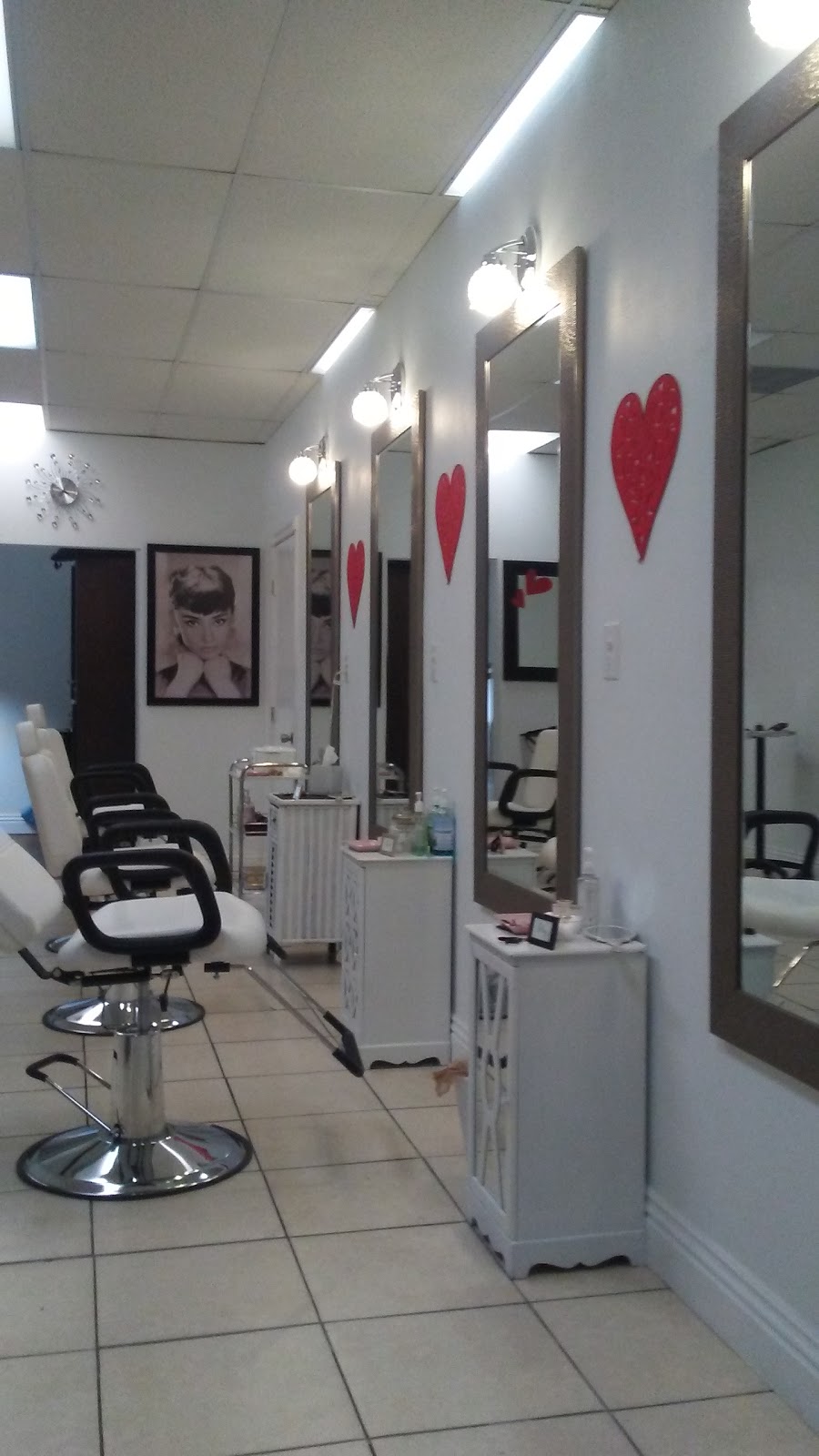 Lulus Threading & Makeup | 702 W Colton Ave, Redlands, CA 92374, USA | Phone: (909) 202-5613