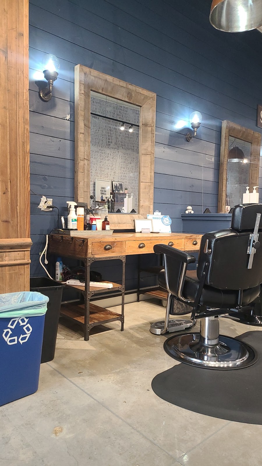 The Room Men’s Grooming | 28214 IH 10 W, Unit 109, Fair Oaks Ranch, TX 78006, USA | Phone: (210) 272-0144