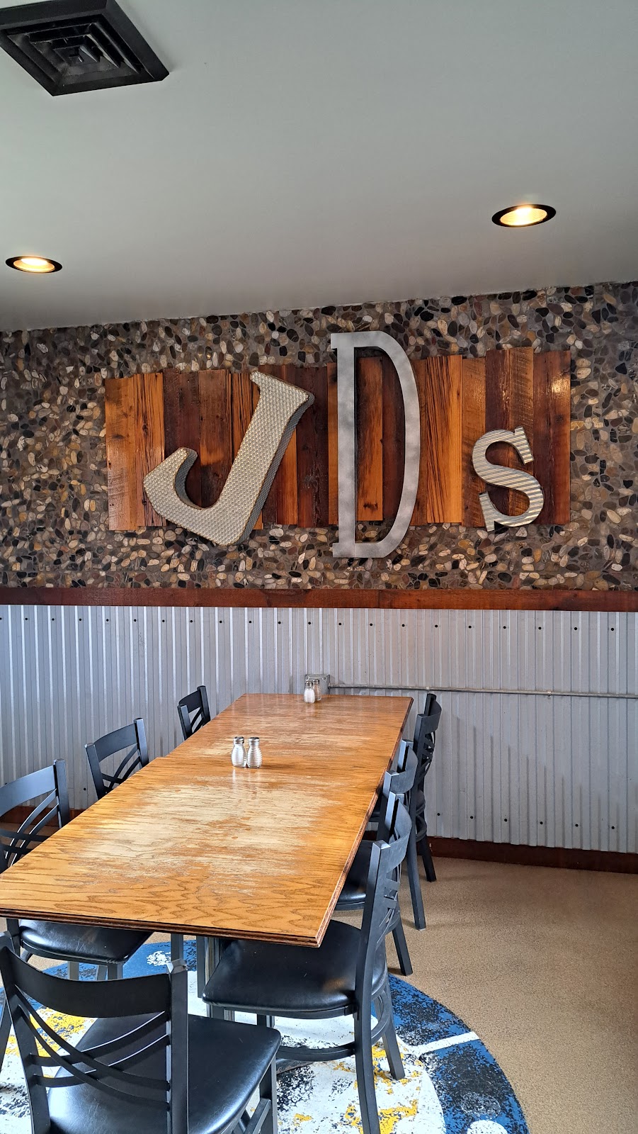 JDs Brew Pub | 405 S Cascade Dr, Springville, NY 14141, USA | Phone: (716) 592-2337