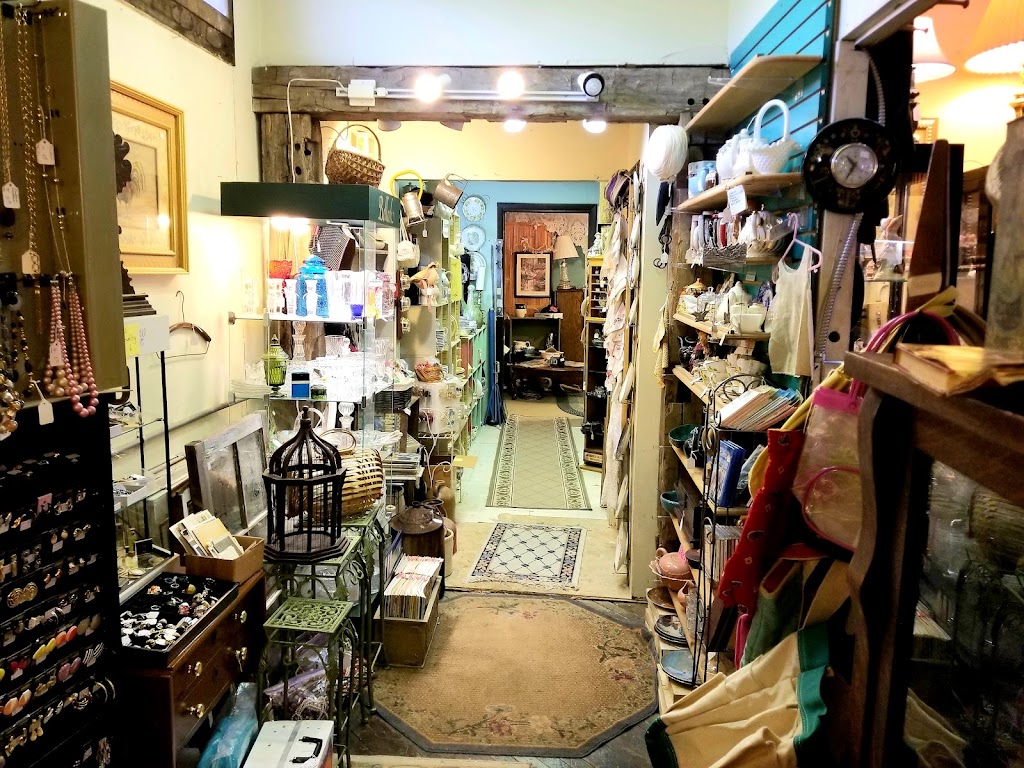 Medina Depot Antiques | 602 W Liberty St, Medina, OH 44256, USA | Phone: (330) 722-6666