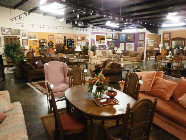 S & S Consignment LLC | 813 Florida St STE D, Mandeville, LA 70448, USA | Phone: (985) 626-8881