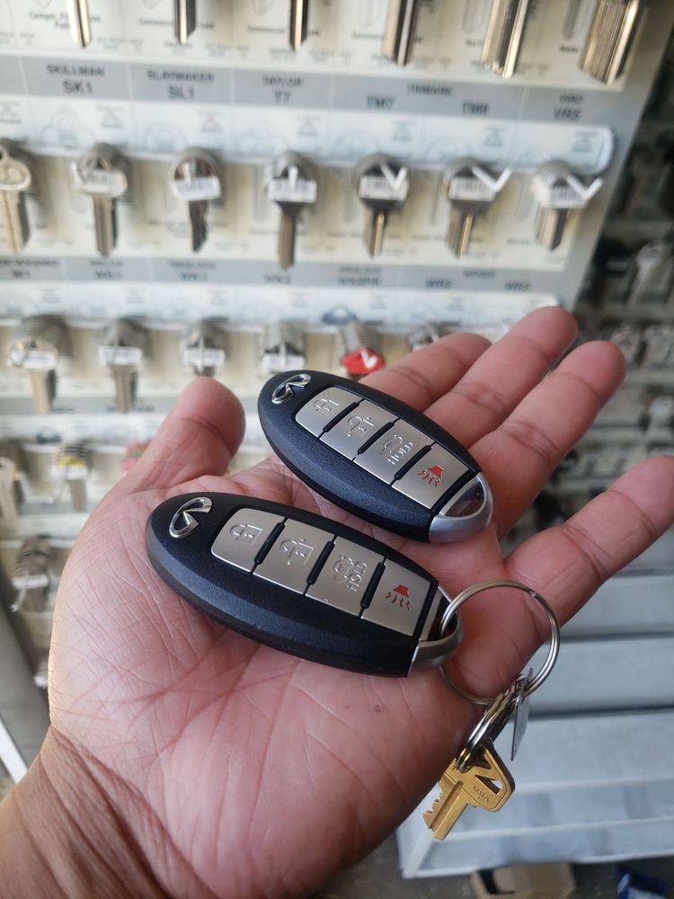 Yale KeyExpress | 21542 N John Wayne Pkwy, Maricopa, AZ 85139, USA | Phone: (520) 201-2198