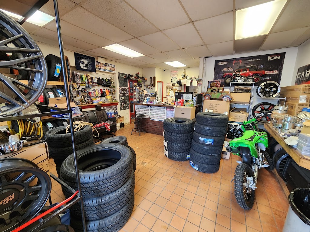 West Side Wheels And Tires | 1212 5th Ave W, Springfield, TN 37172, USA | Phone: (615) 667-1767