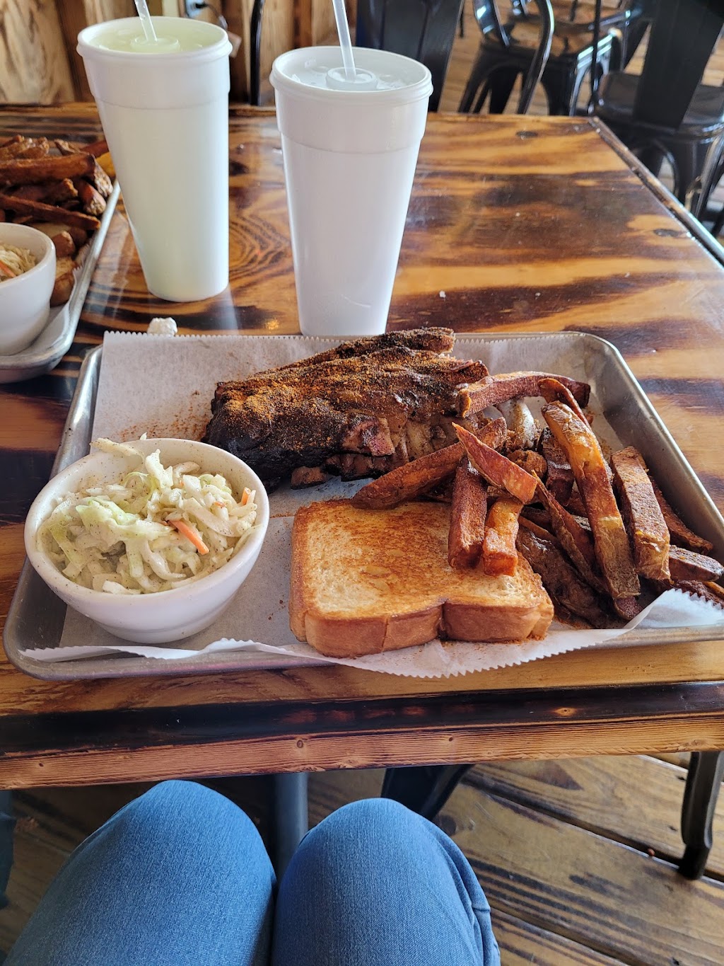 Big Guns Pit BBQ | 2 Flowers Trail, Marion, AR 72364, USA | Phone: (870) 559-4175