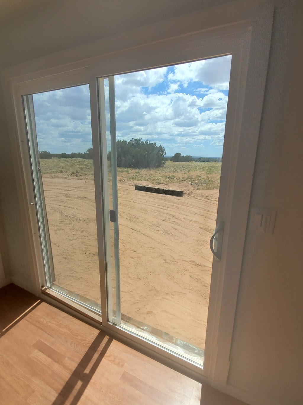 Hill containers | 22035 N Black Cyn Hwy, Phoenix, AZ 85027, USA | Phone: (623) 223-2699