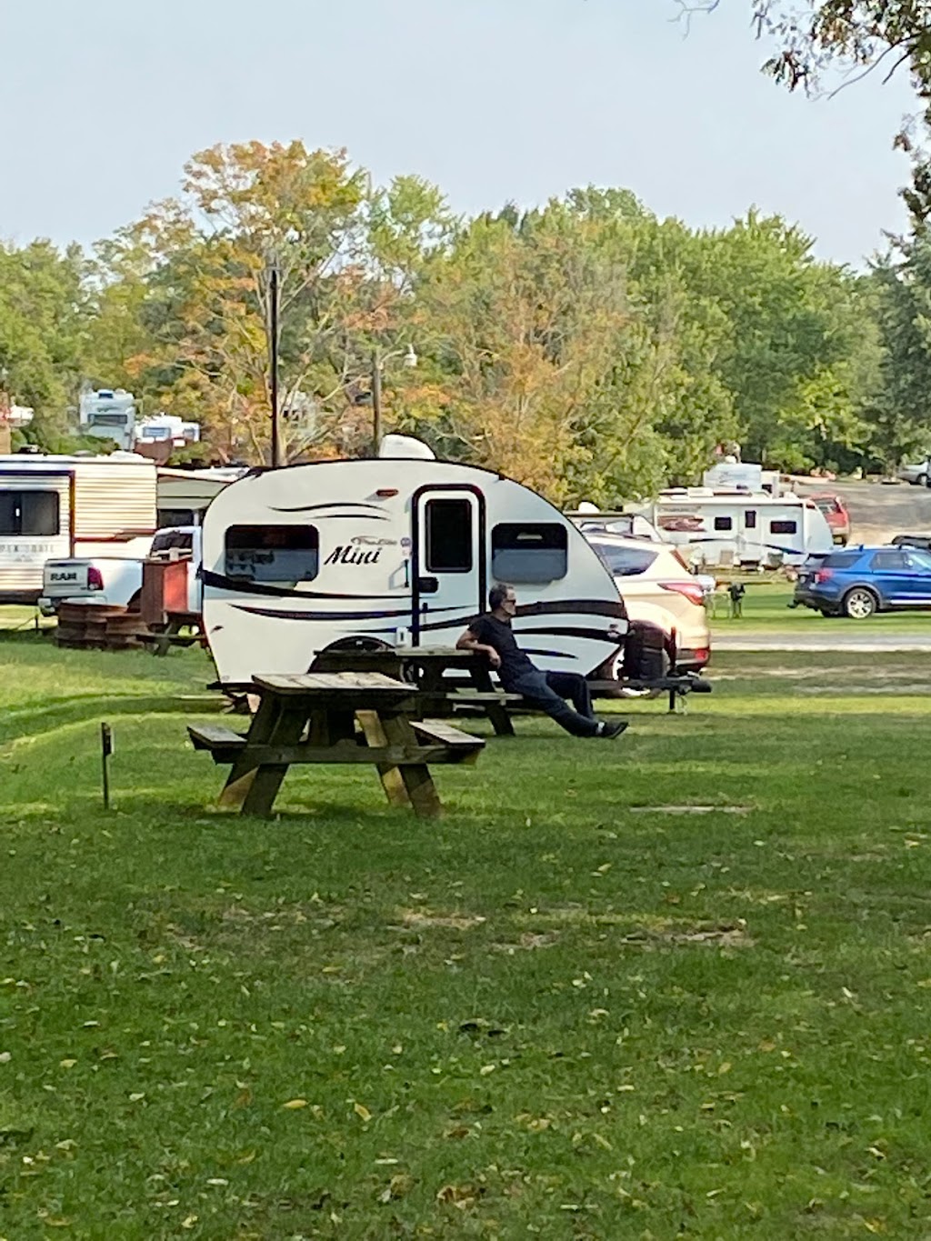 Pleasant Valley Campground | 808 Essex County Rd 20, Kingsville, ON N9Y 1H8, Canada | Phone: (519) 733-0885