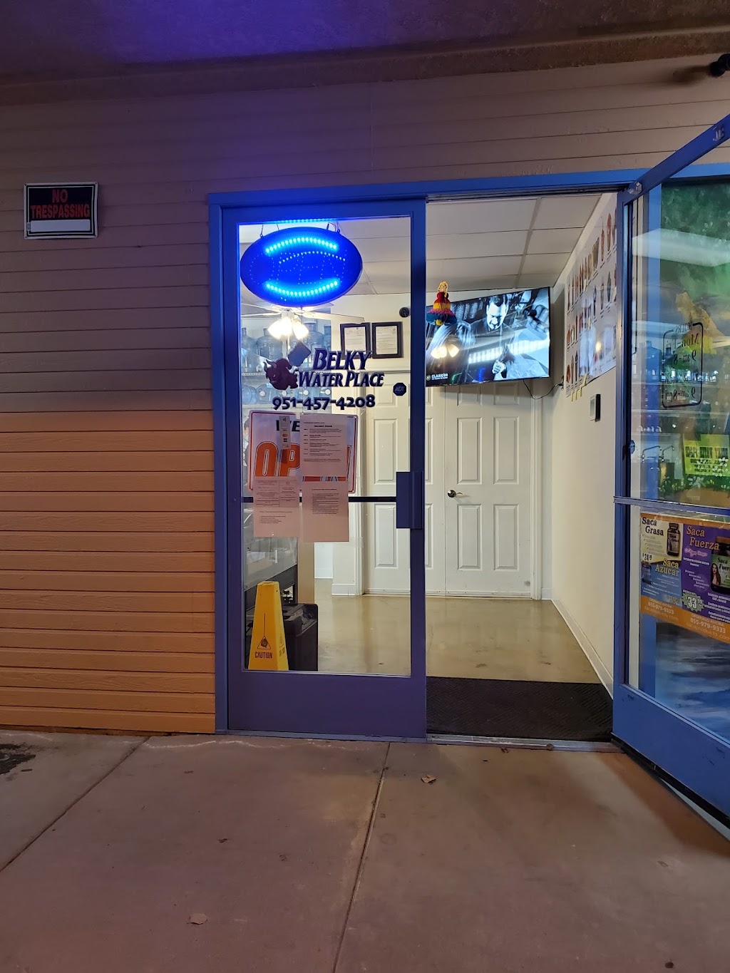 Belky Water Place | 21465 Palomar St, Wildomar, CA 92595, USA | Phone: (951) 579-1330