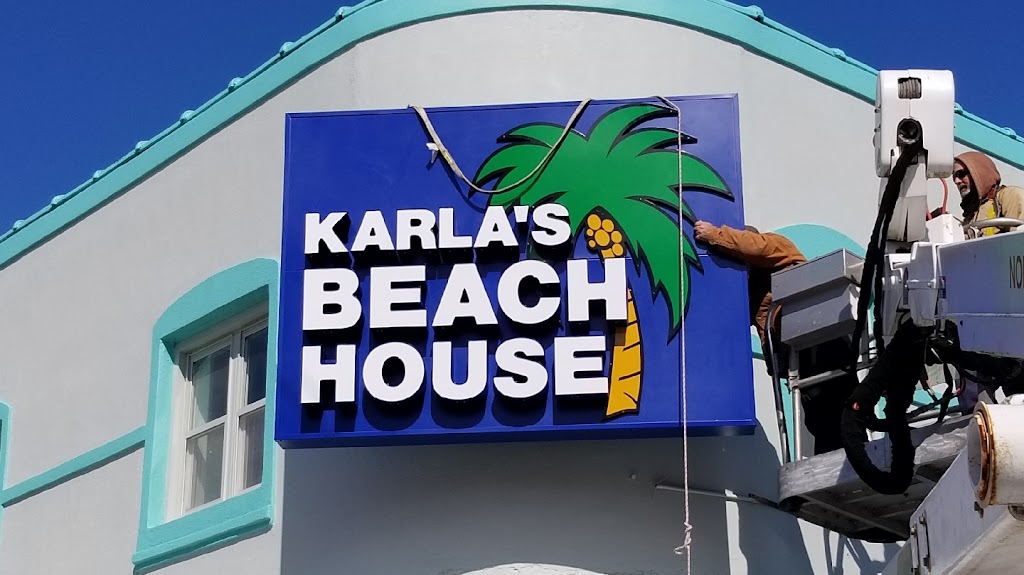 Karlas Beach House | 3248 E Ocean View Ave, Norfolk, VA 23518, USA | Phone: (757) 937-3844