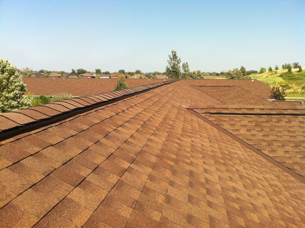 Up Top Roofing & Exteriors | 3702 Howard Ave, Windsor, ON N9E 3N7, Canada | Phone: (519) 974-1818