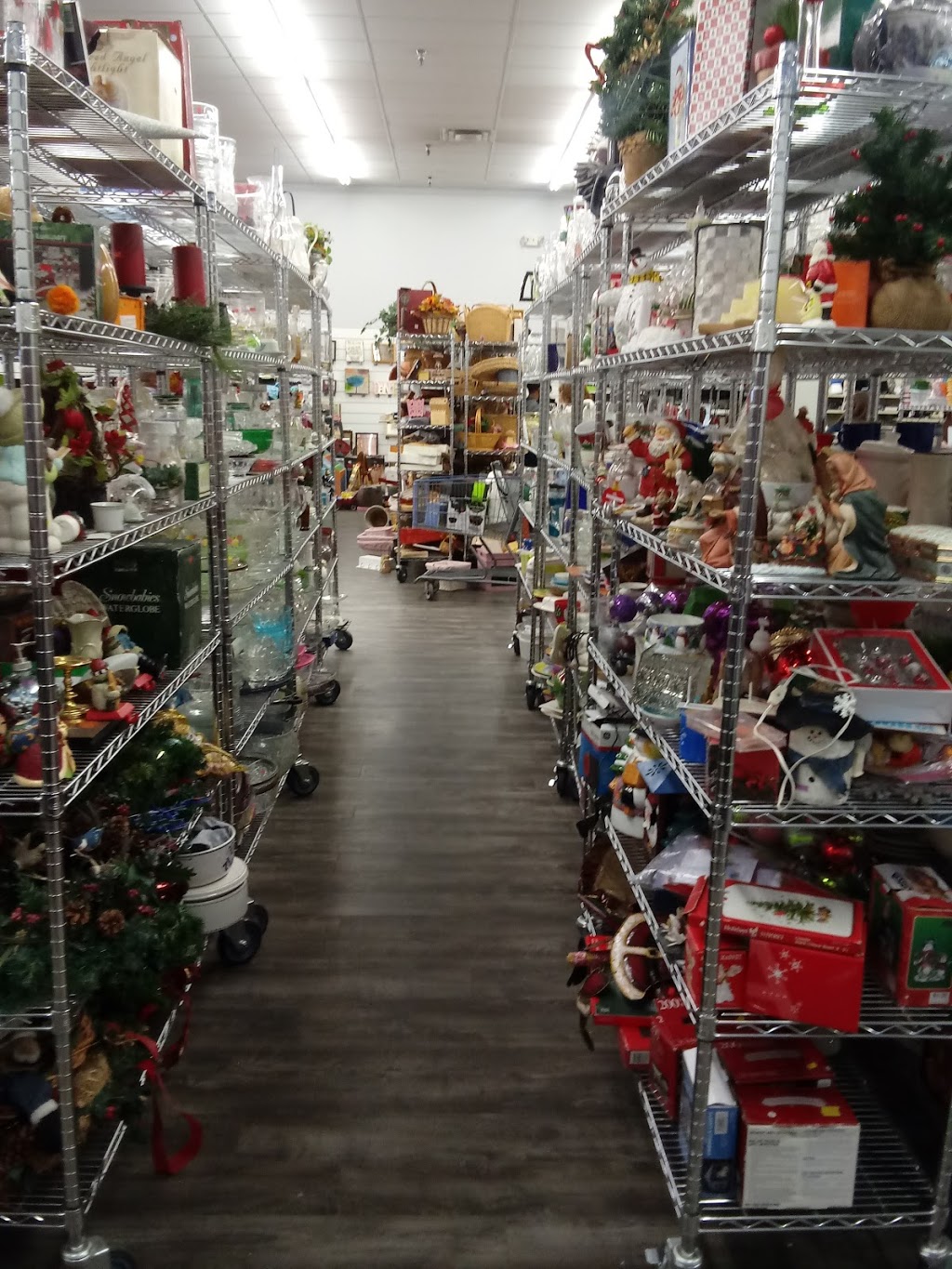 Goodwill Thrift Store | 5130 N Hamilton Rd, Columbus, OH 43230, USA | Phone: (614) 289-0144