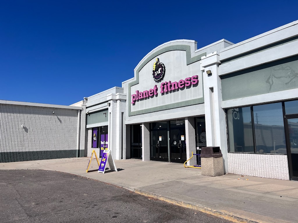 Planet Fitness | 2255 Main St, Longmont, CO 80501, USA | Phone: (303) 776-6800