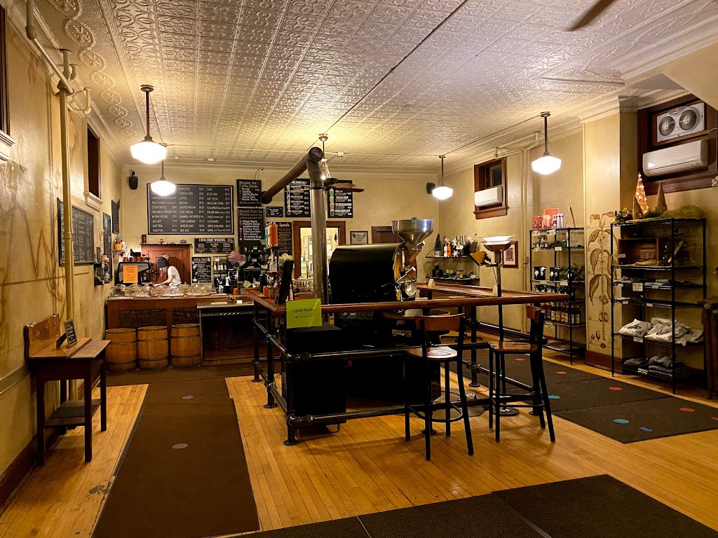 Cedarburg Coffee Roastery | W62 N603 Washington Ave, Cedarburg, WI 53012, USA | Phone: (262) 375-4321