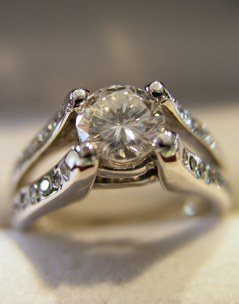 Lane Mitchell Jewelers Manitou Springs | And Shop Online, 737 Manitou Ave, Manitou Springs, CO 80829, USA | Phone: (719) 685-2441