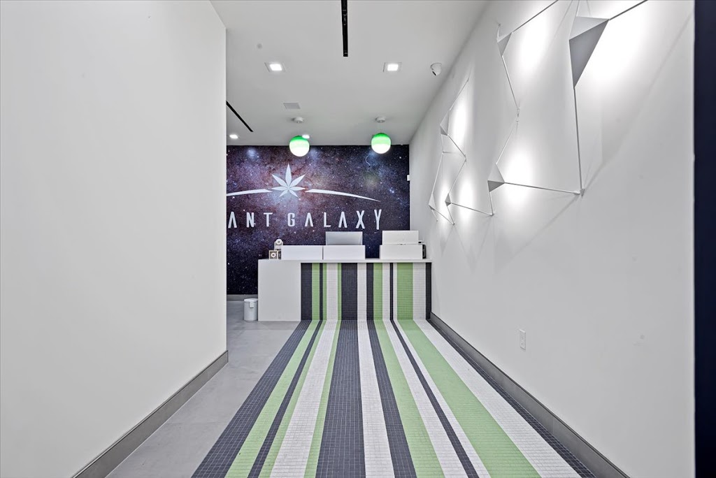 Plant Galaxy Dispensary | 1270 Center St, Riverside, CA 92507, USA | Phone: (951) 900-5011