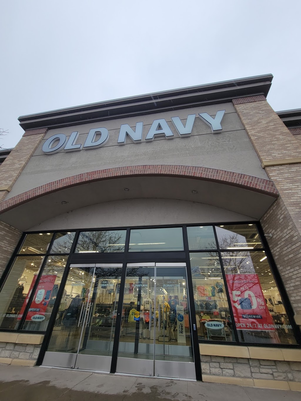 Old Navy - with Curbside Pickup | 10460 Town Center Dr, Westminster, CO 80021, USA | Phone: (720) 887-1681