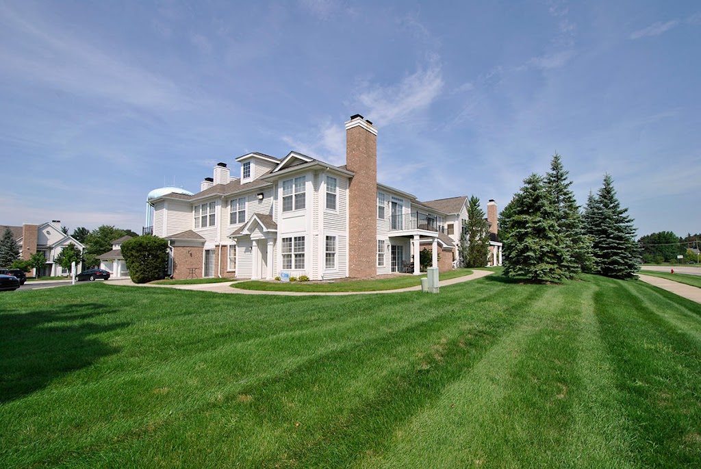 Village Green of Rochester | 701 Green Cir, Rochester, MI 48307, USA | Phone: (248) 290-6372