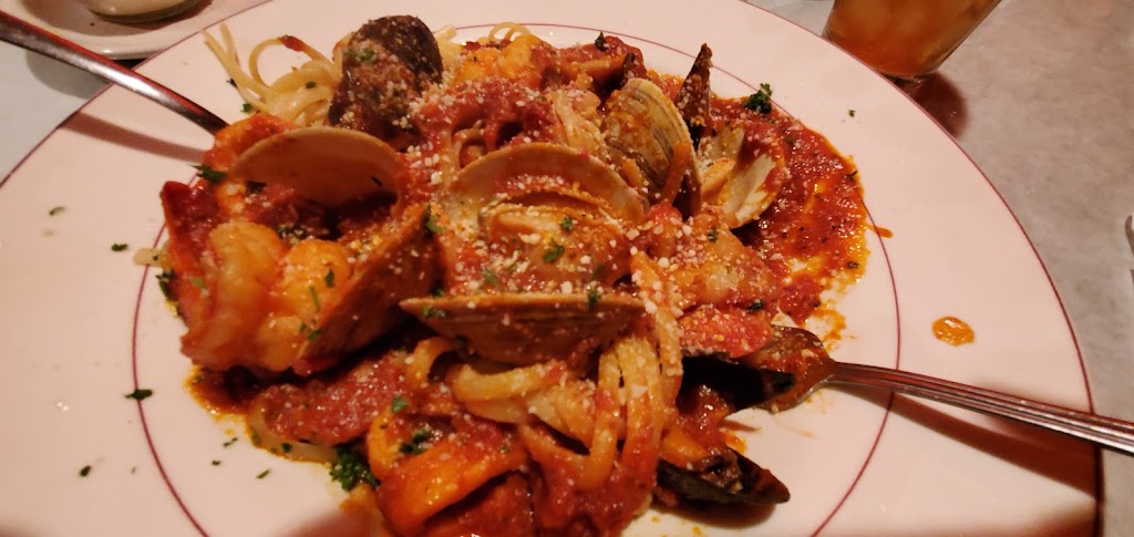 Maurizio Pizzeria & Italian Ristorante | 613 Hope Rd, Eatontown, NJ 07724 | Phone: (732) 578-9280