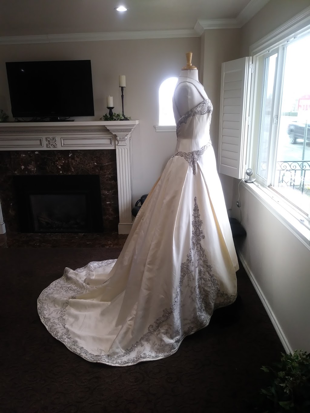 Heavenly Bridal Boutique | 7398 S Barnards Rd, Canby, OR 97013, USA | Phone: (503) 307-0805