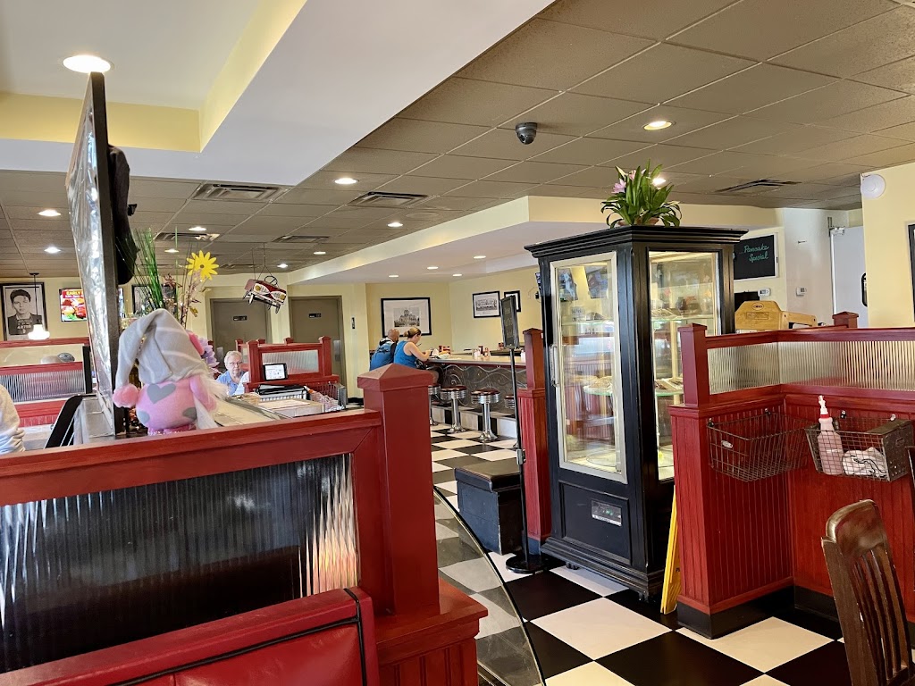 Trips Diner | 10555 Park Blvd N, Seminole, FL 33772 | Phone: (727) 623-0907