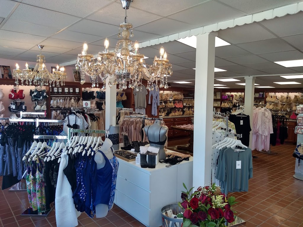 Madame Pirie Famise Corset Shoppe | 1660 Western Ave, Albany, NY 12203, USA | Phone: (518) 869-0400