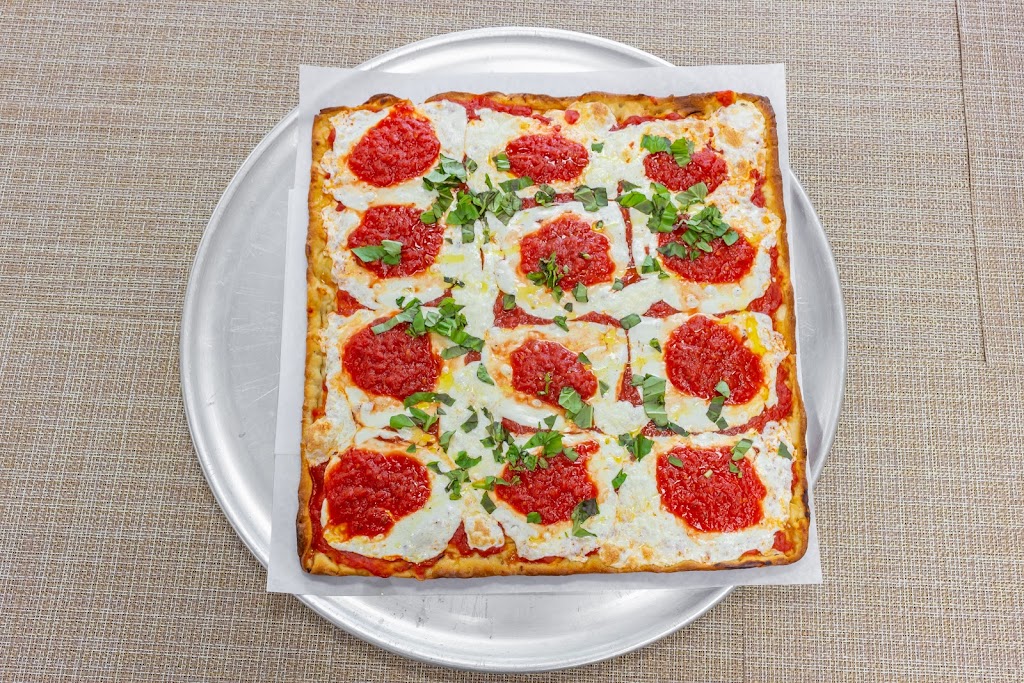 La Collina Italian Specialty Pizza & Salumeria | 581 High Mountain Rd, North Haledon, NJ 07508, USA | Phone: (973) 949-3360