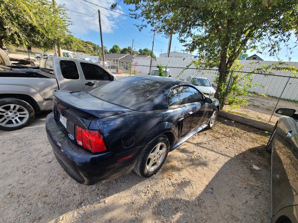 AAA Crains Auto Salvage LLC | 3300 Van Horn Ave, Fort Worth, TX 76111, USA | Phone: (469) 230-5864