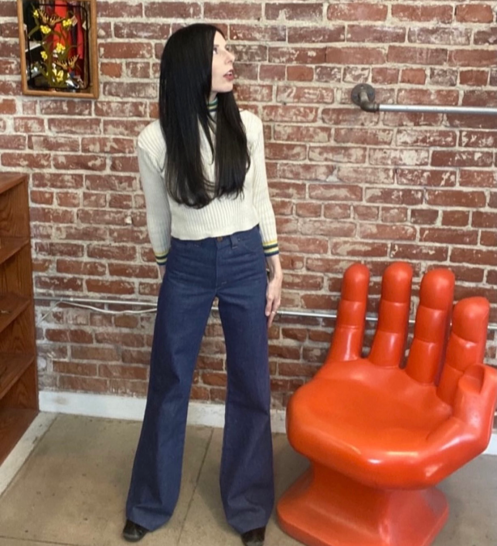 LOOK Vintage | 1459 Sunset Blvd, Los Angeles, CA 90026, USA | Phone: (213) 537-0941