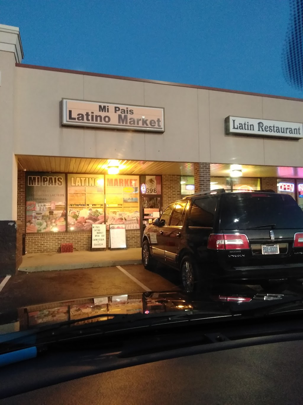 Mi Pais Latino Market | 898 Concord Pkwy N, Concord, NC 28027, USA | Phone: (704) 784-0035