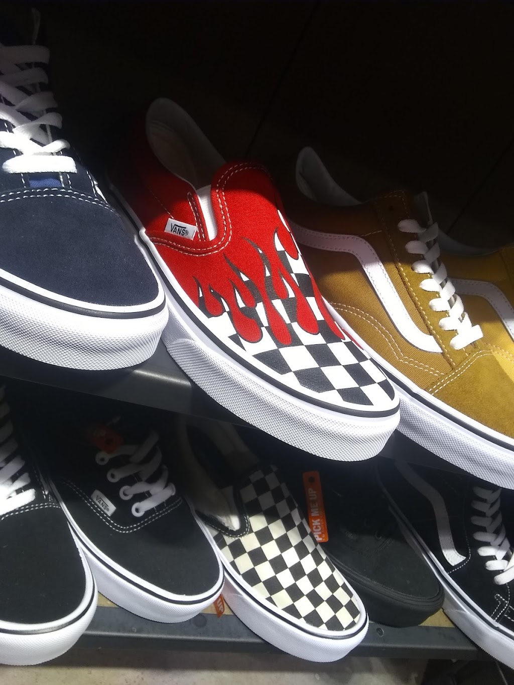 Vans | 7021 S Memorial Dr Suite # 246B, Tulsa, OK 74133, USA | Phone: (918) 252-0571