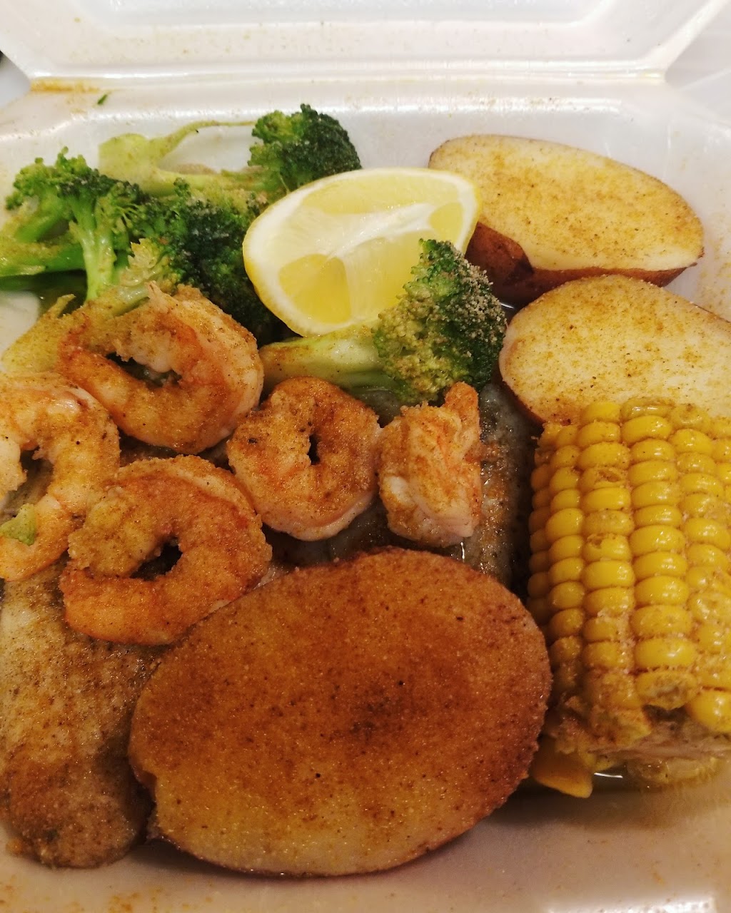 New Orleans Seafood #3 | 5823 Winchester Rd, Memphis, TN 38115, USA | Phone: (901) 567-5556