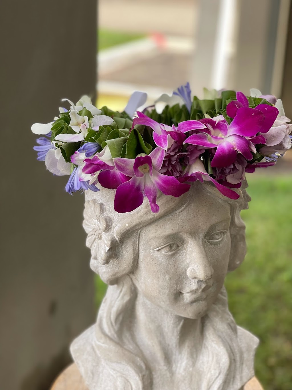 Saigonflorist-4mua flowers and gifts to Vietnam | 5932 Bolsa Ave, Huntington Beach, CA 92649, USA | Phone: (714) 840-8429