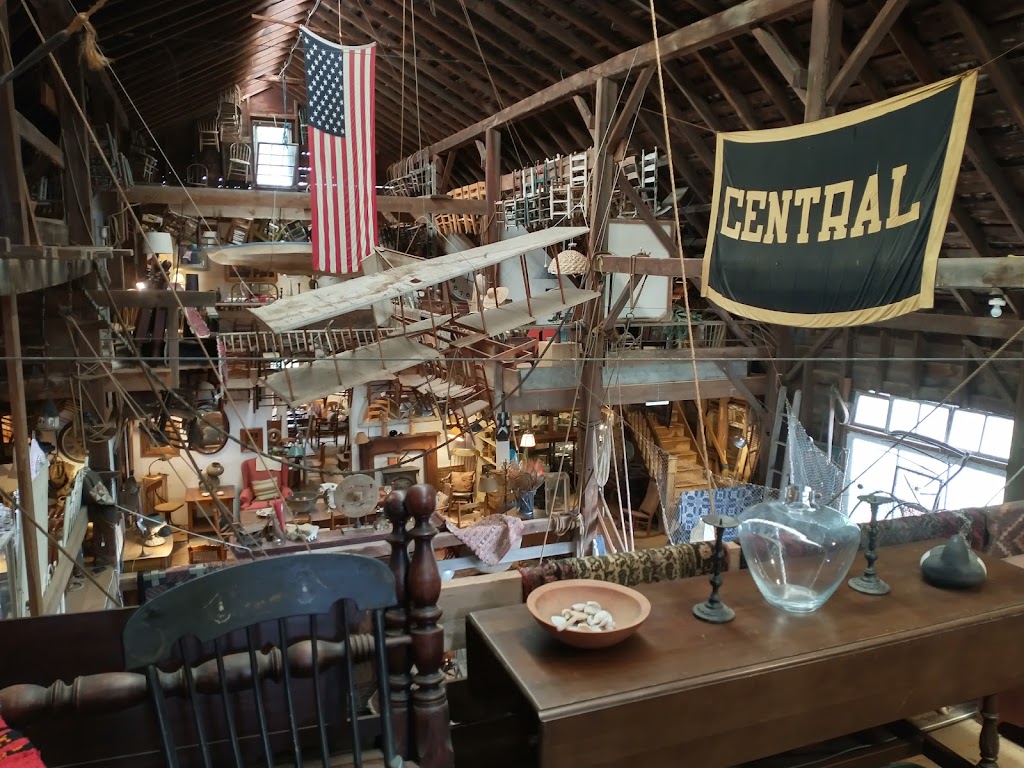 Wood Bull Antiques | 3920 NY-28, Milford, NY 13807, USA | Phone: (607) 286-9021