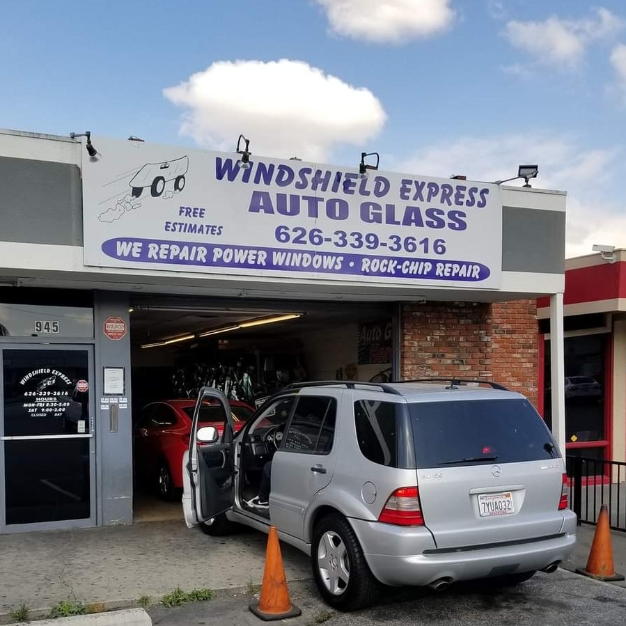 Windshield Express | 945 N Citrus Ave, Covina, CA 91722, USA | Phone: (626) 339-3616