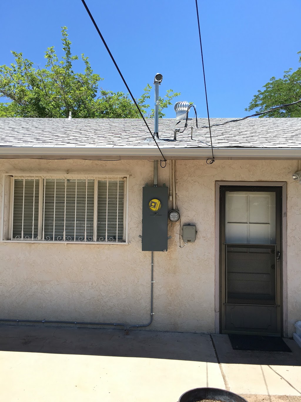 Libo Electric Inc | 212 Serenity Hills Pl SE, Albuquerque, NM 87123, USA | Phone: (505) 249-4771