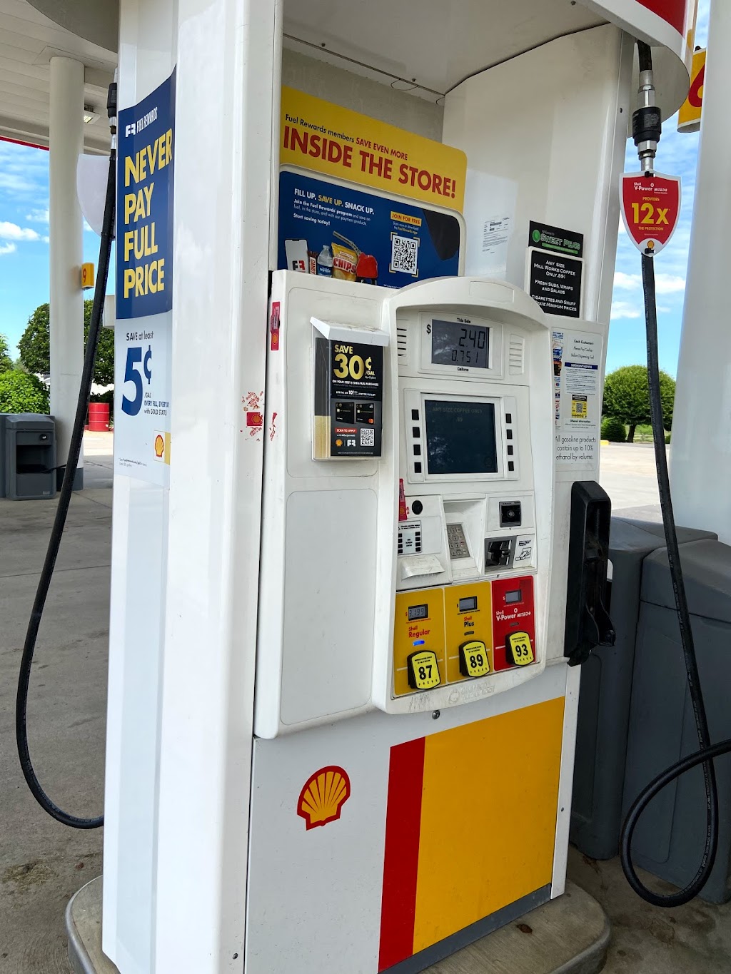 Shell | 1424 Lincoln Hwy US-30, Clinton, PA 15026, USA | Phone: (724) 899-3535