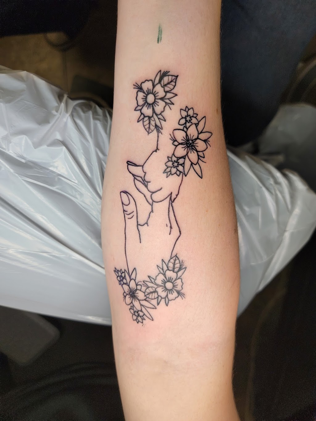 Frosted Ink Tattoos | 470 S Main St #101, Florence, AZ 85132, USA | Phone: (520) 709-5078