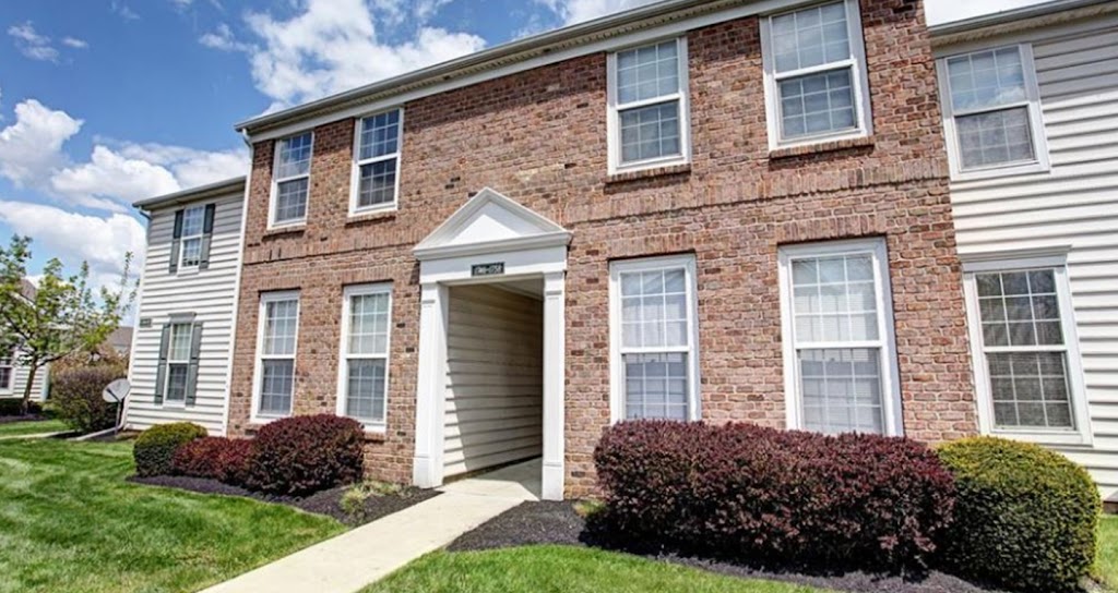 College Park | Columbus Luxury Townhomes | 1708 Creeksedge Dr, Columbus, OH 43209, USA | Phone: (888) 532-3175