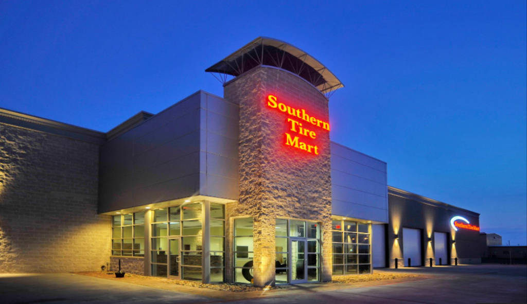 Southern Tire Mart | 1833 Mony St, Fort Worth, TX 76102, USA | Phone: (817) 332-9000