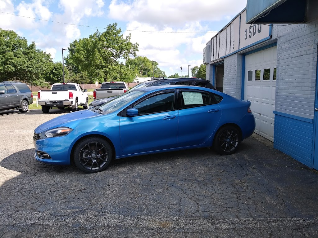 Berea Auto Mall | 776 N Rocky River Dr, Berea, OH 44017, USA | Phone: (440) 234-3500