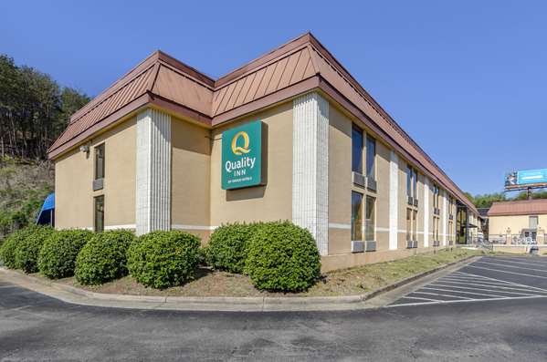 Quality Inn near Martinsville Speedway | 1895 Virginia Ave, Martinsville, VA 24112, USA | Phone: (276) 666-6835