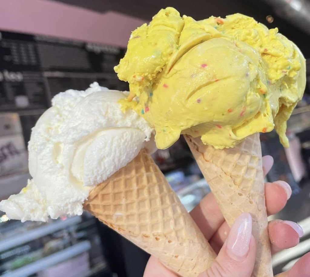 Churn on Harts Run Road | Hartwood Towne Centre, 3390 Saxonburg Blvd, Glenshaw, PA 15116, USA | Phone: (412) 406-7521