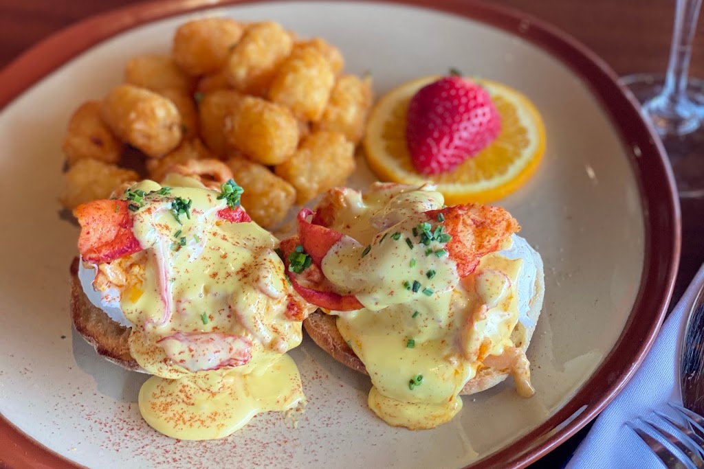 Tavern House Kitchen + Bar | 333 Bayside Dr, Newport Beach, CA 92660, USA | Phone: (949) 673-8464