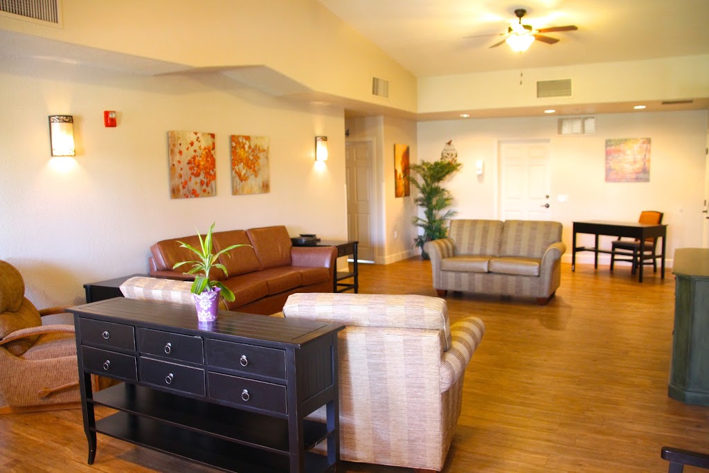 Sunshine Village Memory Care | 2606 E Greenway Pkwy, Phoenix, AZ 85032 | Phone: (602) 765-7400