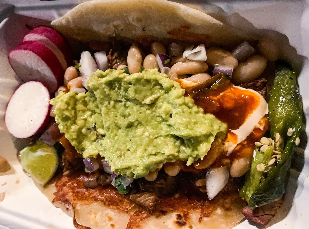 Perro tacos | 4610 Santa Ana St, Cudahy, CA 90201, USA | Phone: (323) 849-6392