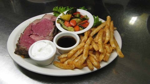 Prime Time Restaurant & Sports Bar | 4450 Pacific Ave, Forest Grove, OR 97116, USA | Phone: (503) 357-3684