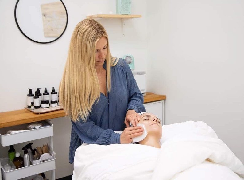 Unity Skin + Wellness | 1501 Westcliff Dr STE 200, Newport Beach, CA 92660, USA | Phone: (425) 443-2673 Unity Skin + Wellness | 1501 Westcliff Dr STE 200, Newport Beach, CA 92660, USA | Phone: (425) 443-2673
