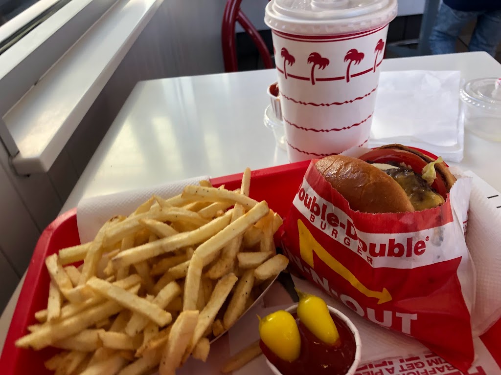 In-N-Out Burger | 2770 W Peoria Ave, Phoenix, AZ 85029, USA | Phone: (800) 786-1000